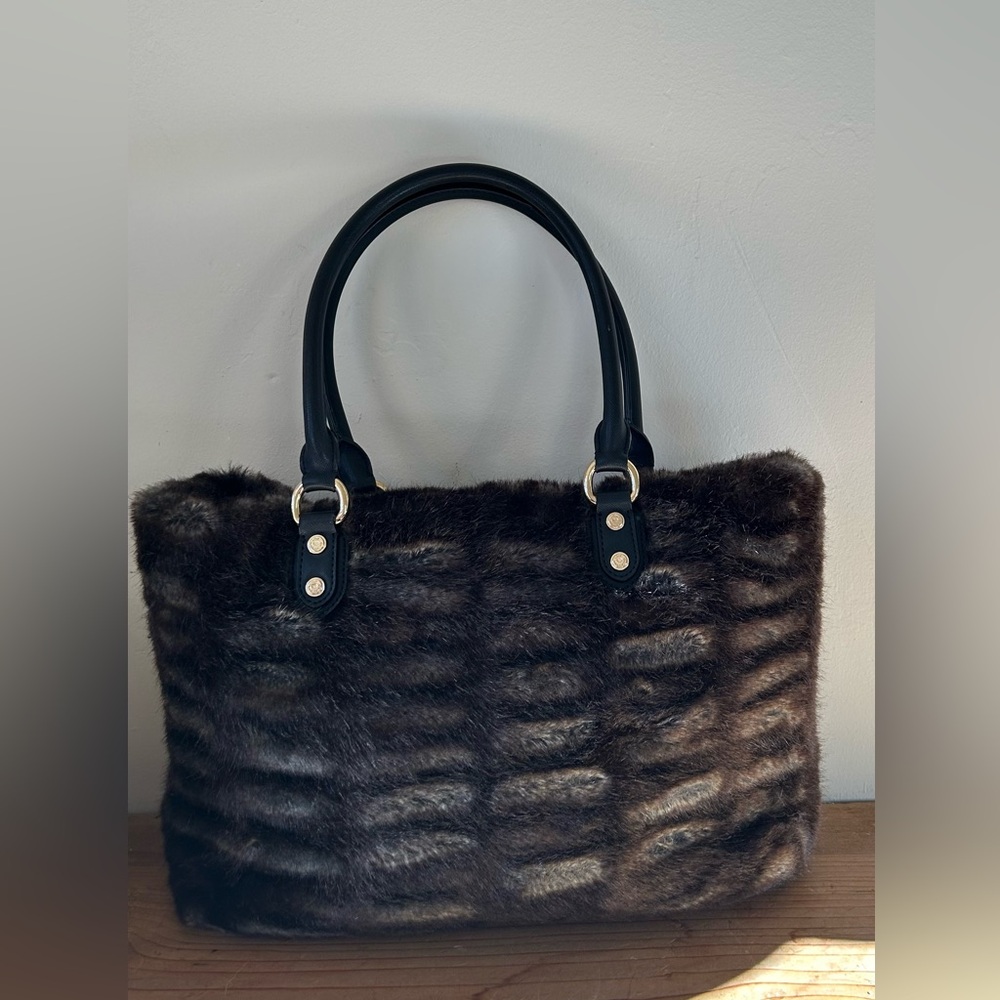 Love MOSCHINO faux fur bag